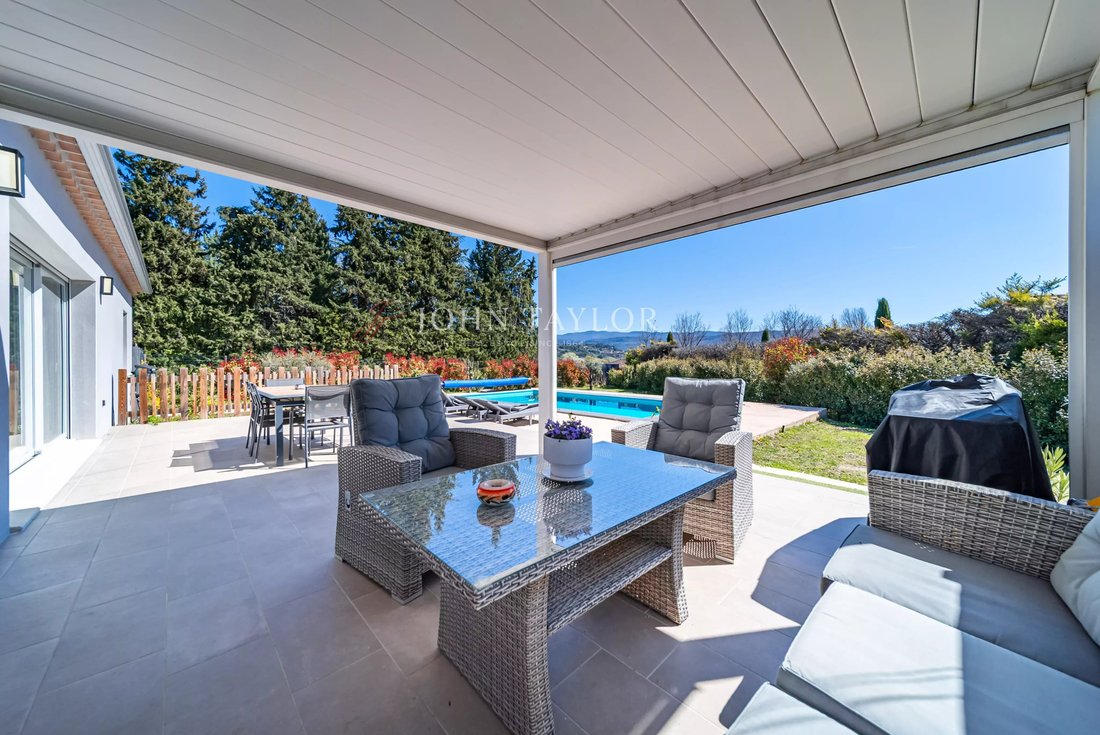 House in Gargas, Provence-Alpes-Côte d'Azur, France 3 - 17572488