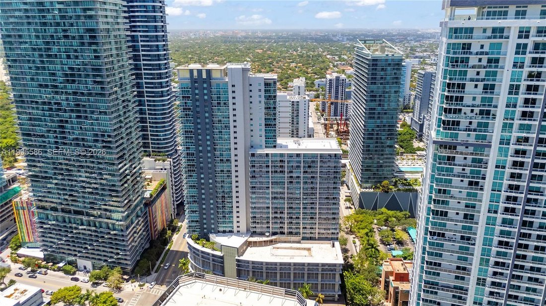 Condo in Miami, Florida, United States 5 - 17574347