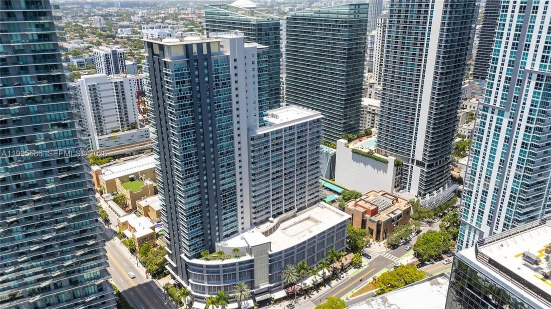 Condo in Miami, Florida, United States 2 - 17574347