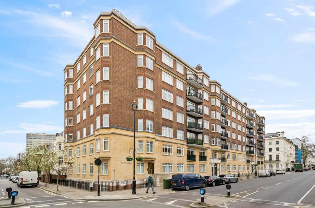 Apartment in Hyde Park, Westminster, England 1 - 17378334