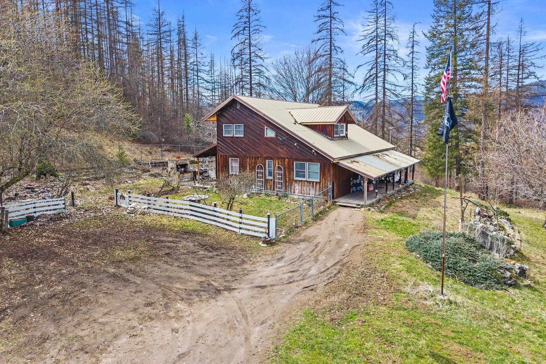 House in Kettle Falls, Washington, United States 2 - 17573996