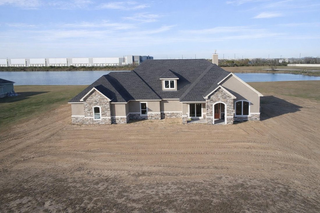 House in Baytown, Texas, United States 3 - 17574968