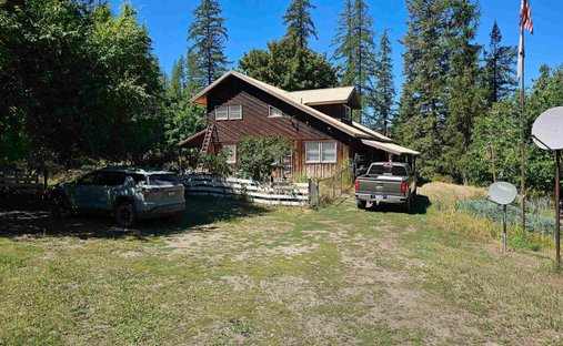 House in Kettle Falls, Washington, United States 1