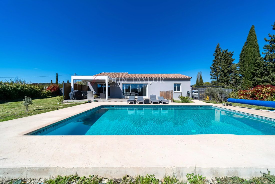 House in Gargas, Provence-Alpes-Côte d'Azur, France 1 - 17572488