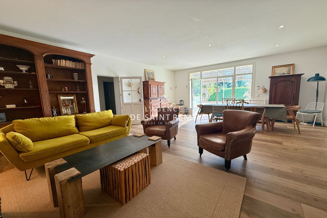 Villa in Eyragues, Provence-Alpes-Côte d'Azur, France 4 - 17502736