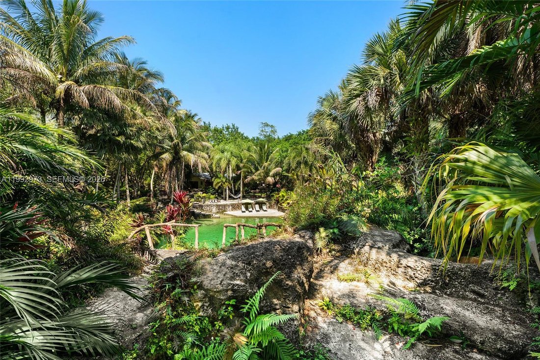 House in Miami, Florida, United States 3 - 17572351