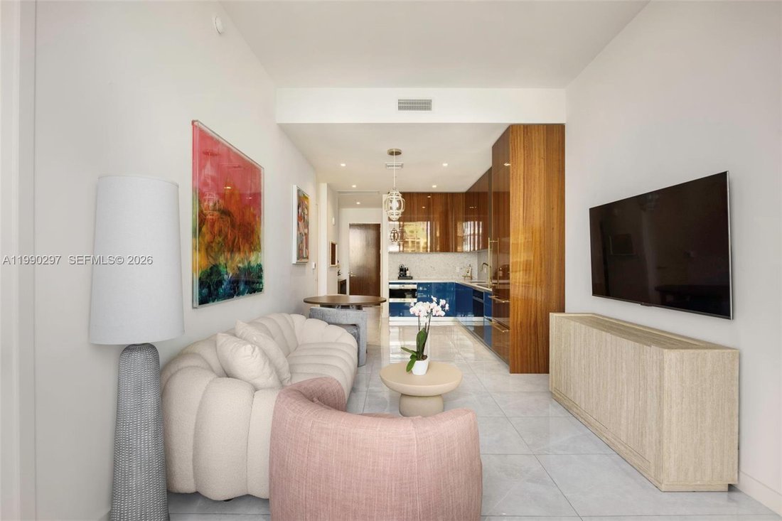 Condo in Miami, Florida, United States 2 - 17572480