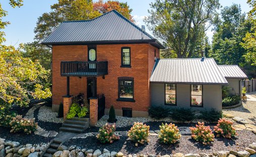 House in Meaford, Ontario, Canada 1
