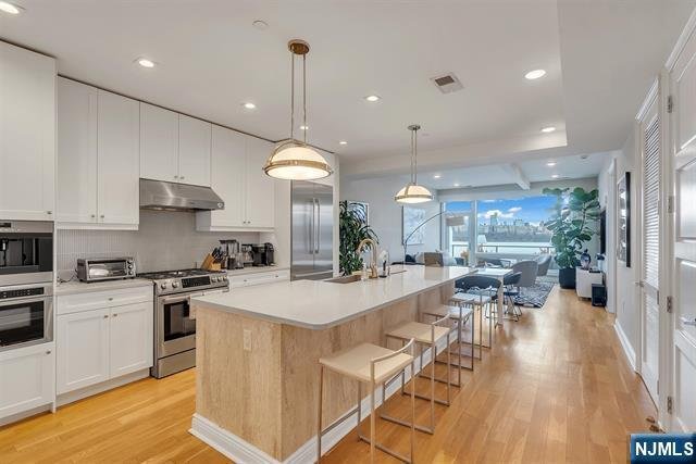 Condo in Edgewater, New Jersey, United States 1 - 17574368