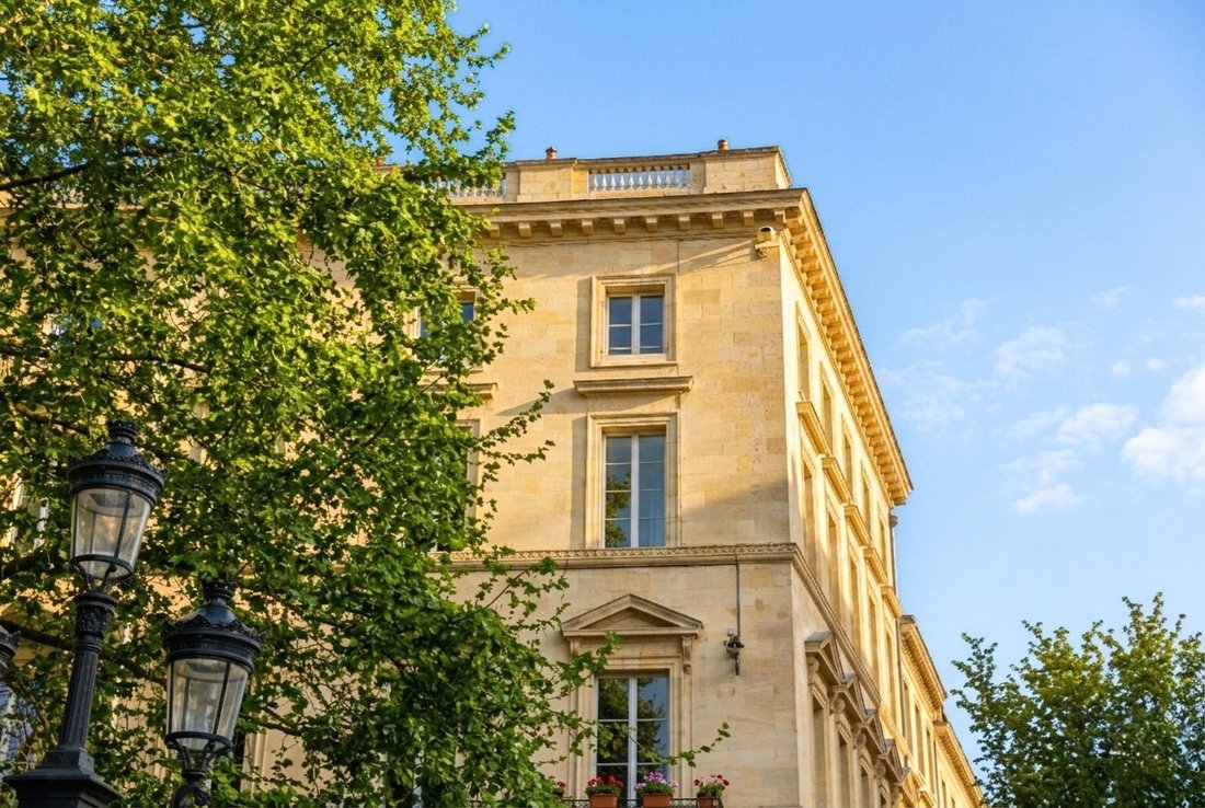 Apartment in Hôtel de Ville-Quinconce-Saint Seurin-Fondaudège, Bordeaux, France 2 - 17588885