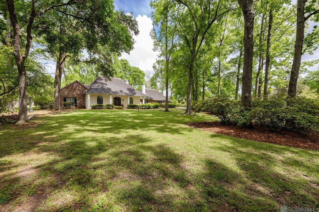 Baton Rouge, Louisiana, United States 4 - 17573757