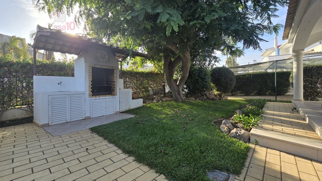 House in Olhos de Agua, Algarve, Portugal 3 - 17575247