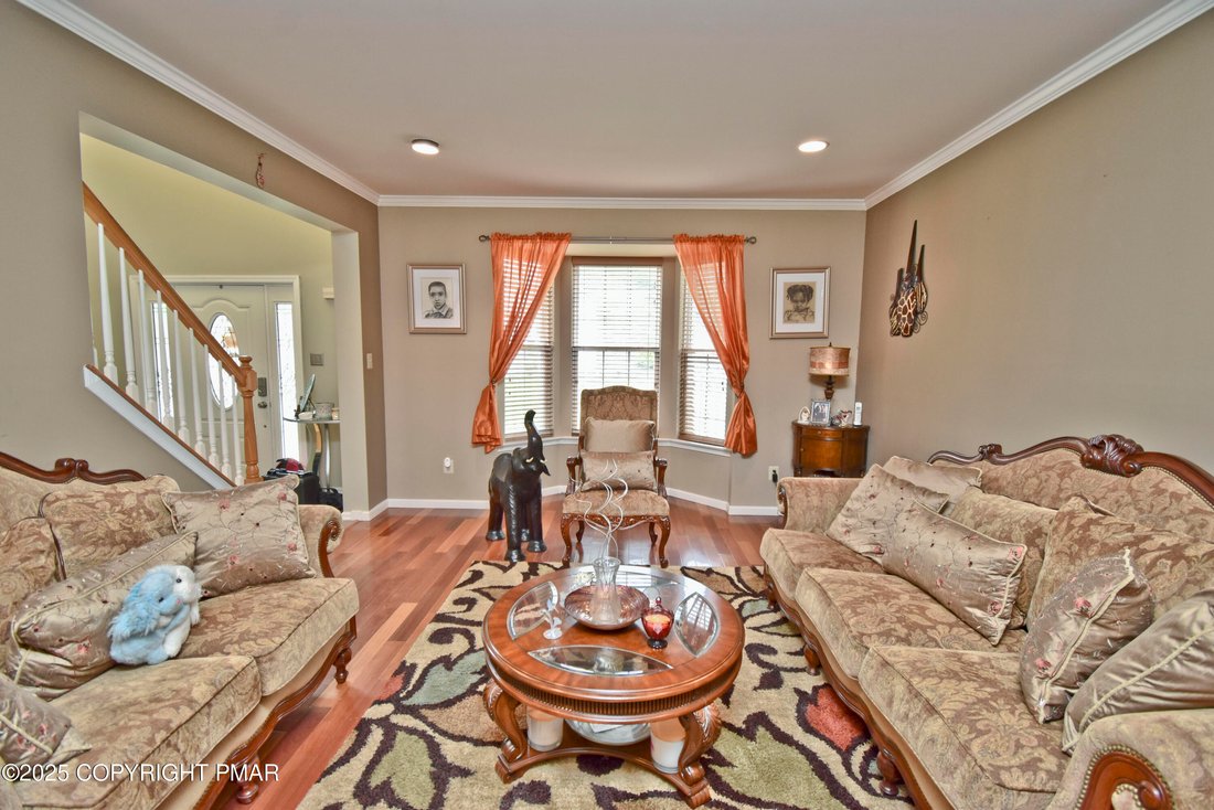 House in East Stroudsburg, Pennsylvania, United States 2 - 17574363