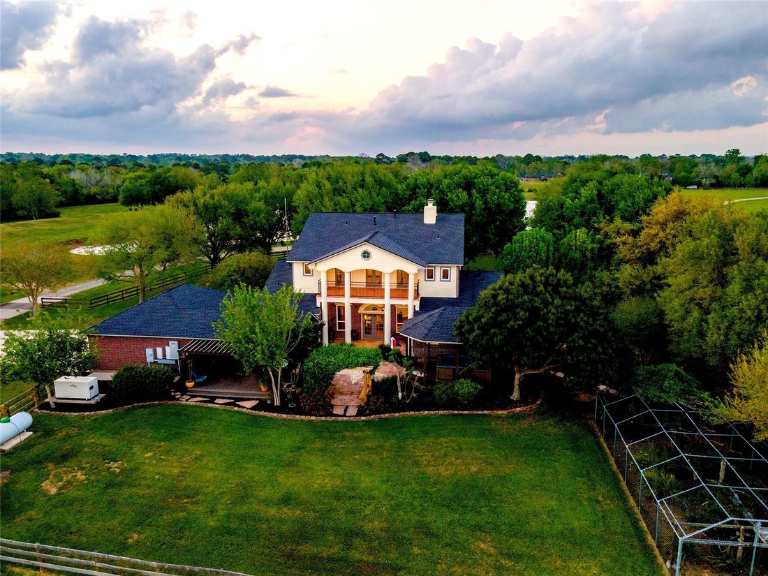 House in Dickinson, Texas, United States 4 - 17574962