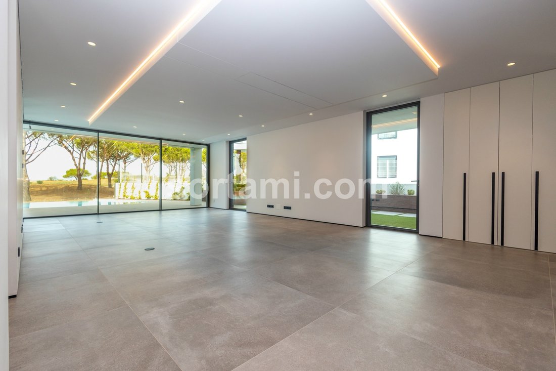 House in Vilamoura, Quarteira, Algarve 2 - 17575130