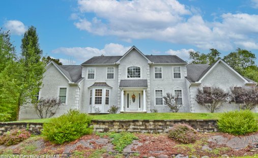 House in East Stroudsburg, Pennsylvania, United States 1