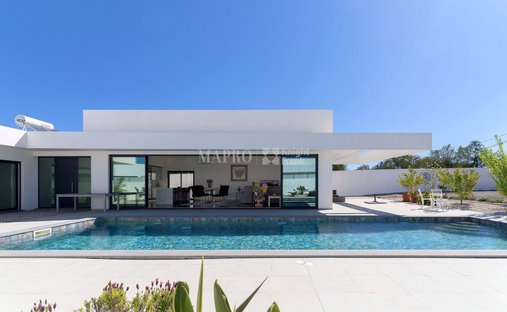 Villa in São Brás de Alportel, Algarve, Portugal 1