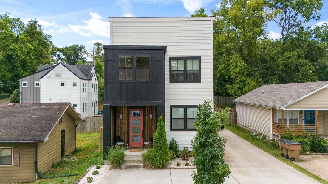 Co Op in Nashville, Tennessee, United States 1 - 17591368