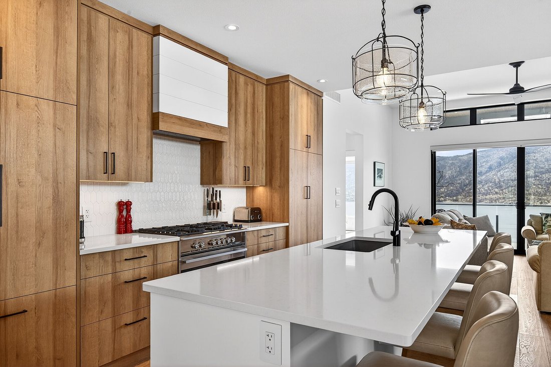 House in Lake Country, British Columbia, Canada 4 - 17589899