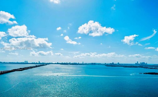 Condo in Miami, Florida, United States 1