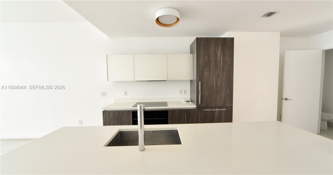 Condo in Miami, Florida, United States 5 - 16840553