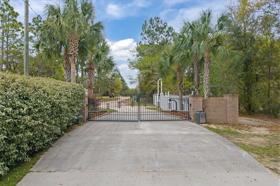 Farm Ranch in Crestview, Florida, United States 3 - 17590712