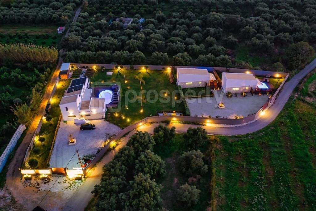 Estate in Platanias, Greece 1 - 17596257