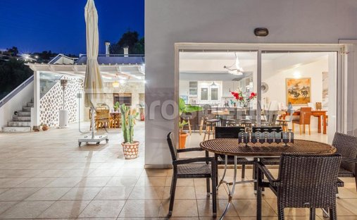 Villa in 3rd Community of Heraklion - Western, Heraklion, Griechenland 1