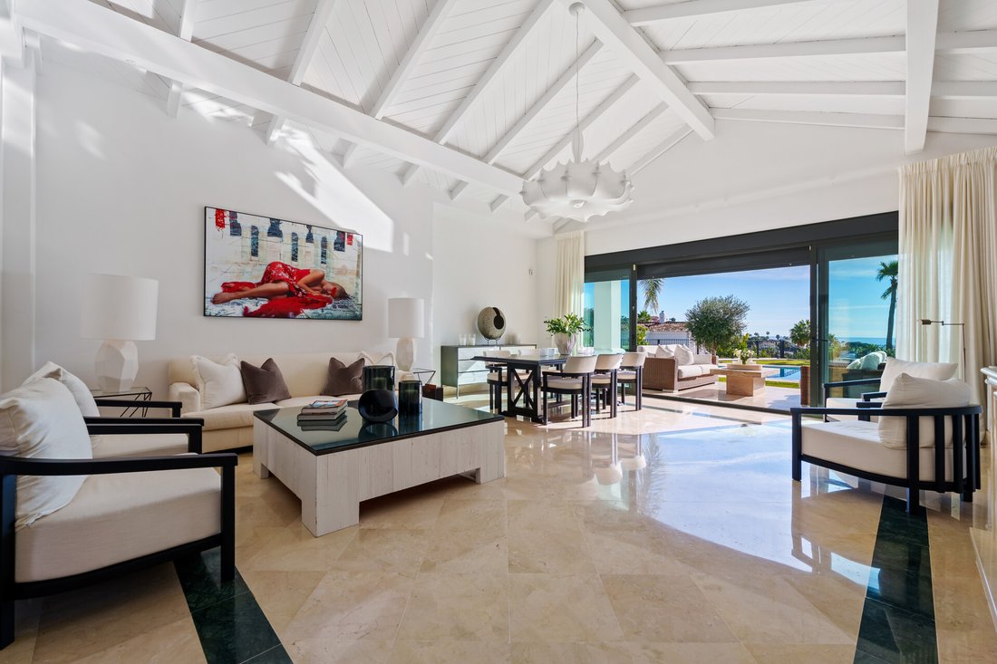 Villa in Nueva Andalucia, Marbella, Spain 4 - 17594302