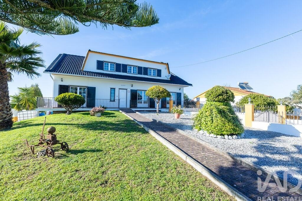 Townhouse in Bombarral e Vale Covo, Leiria District, Portugal 1 - 17597955