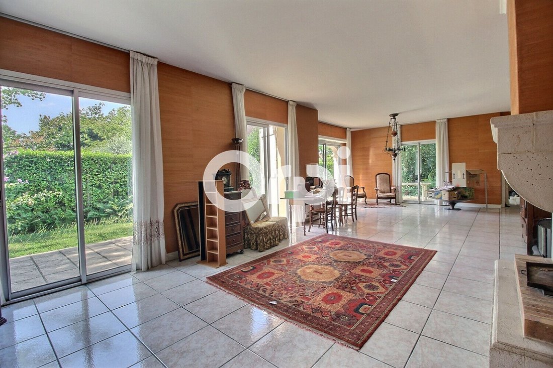 House in Pau, Nouvelle-Aquitaine, France 2 - 17596042