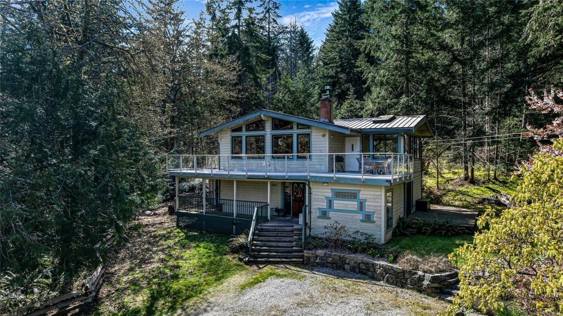 House in Saltspring Island, British Columbia, Canada 1 - 17596457