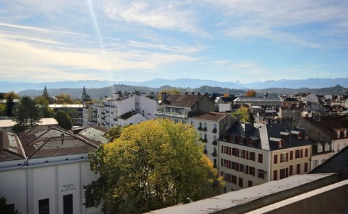 Appartamento a Pau, Nuova Aquitania, Francia 1