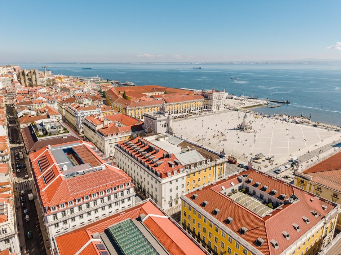 Apartment in Santa Maria Maior, Lisbon, Portugal 2 - 17595857