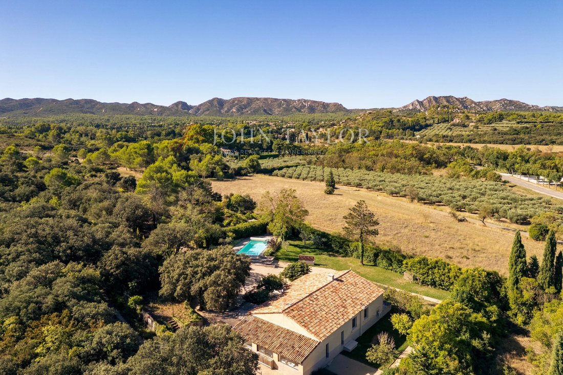 Villa in Eygalières, Provence-Alpes-Côte d'Azur, France 3 - 17595380