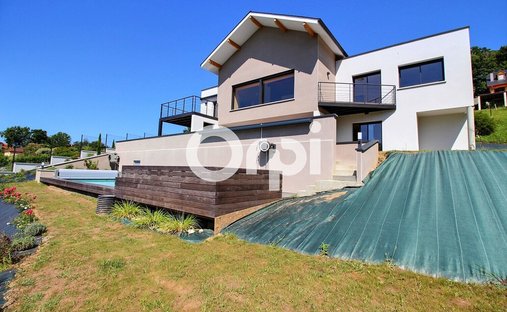 House in Serres-Castet, Nouvelle-Aquitaine, France 1