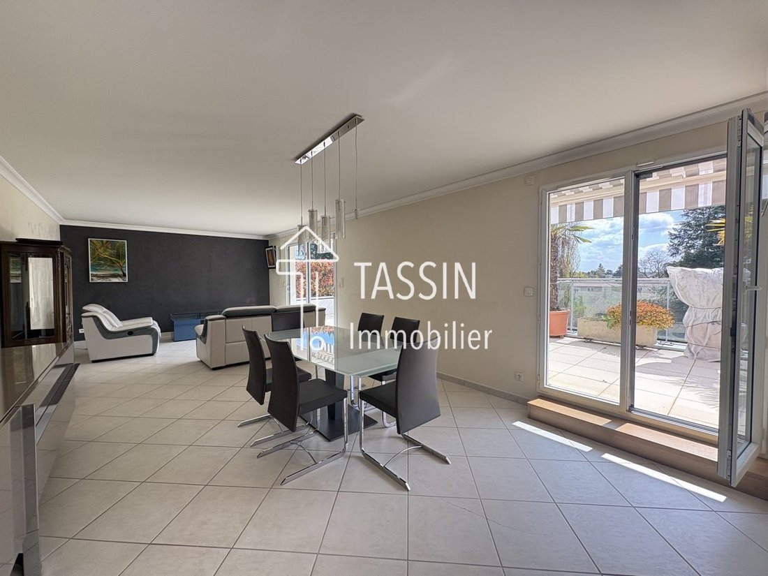 Apartment in Tassin le Bourg, Tassin-la-Demi-Lune, France 2 - 17593542