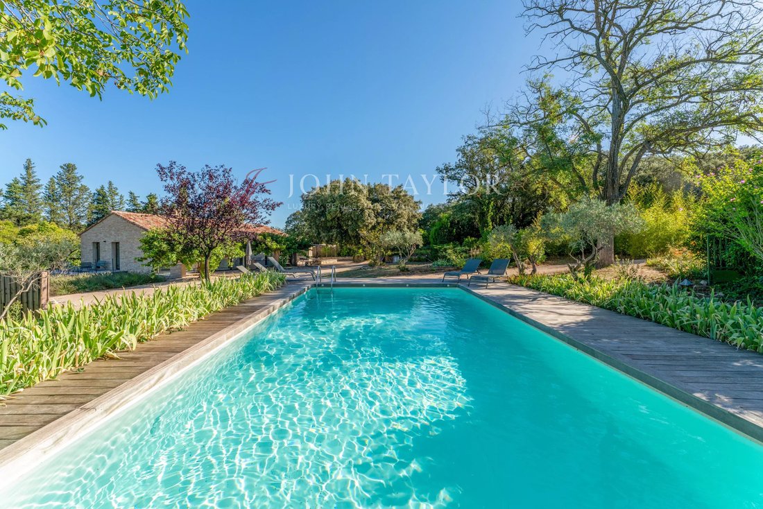 Villa in Eygalières, Provence-Alpes-Côte d'Azur, France 1 - 17595380
