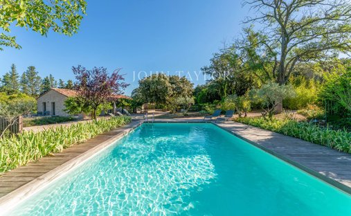 Villa in Eygalières, Provence-Alpes-Côte d'Azur, France 1