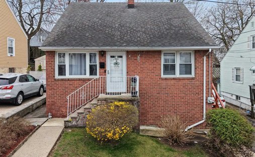 House in North Bergen, New Jersey, United States 1