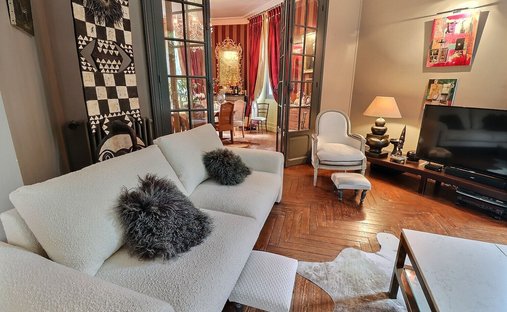 House in Sud, Jurançon, France 1