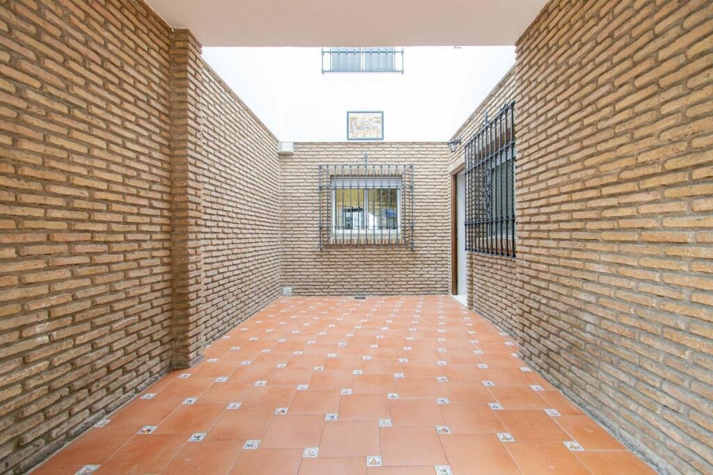 House in Nervion, Seville, Spain 5 - 17526032