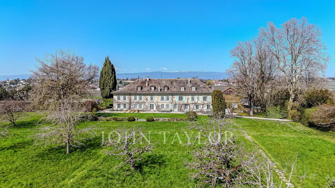 Villa in Tolochenaz, Waadt, Schweiz 1 - 17596772