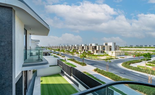 Villa in Hadaeq Sheikh Mohammed Bin Rashid, Dubai, United Arab Emirates 1