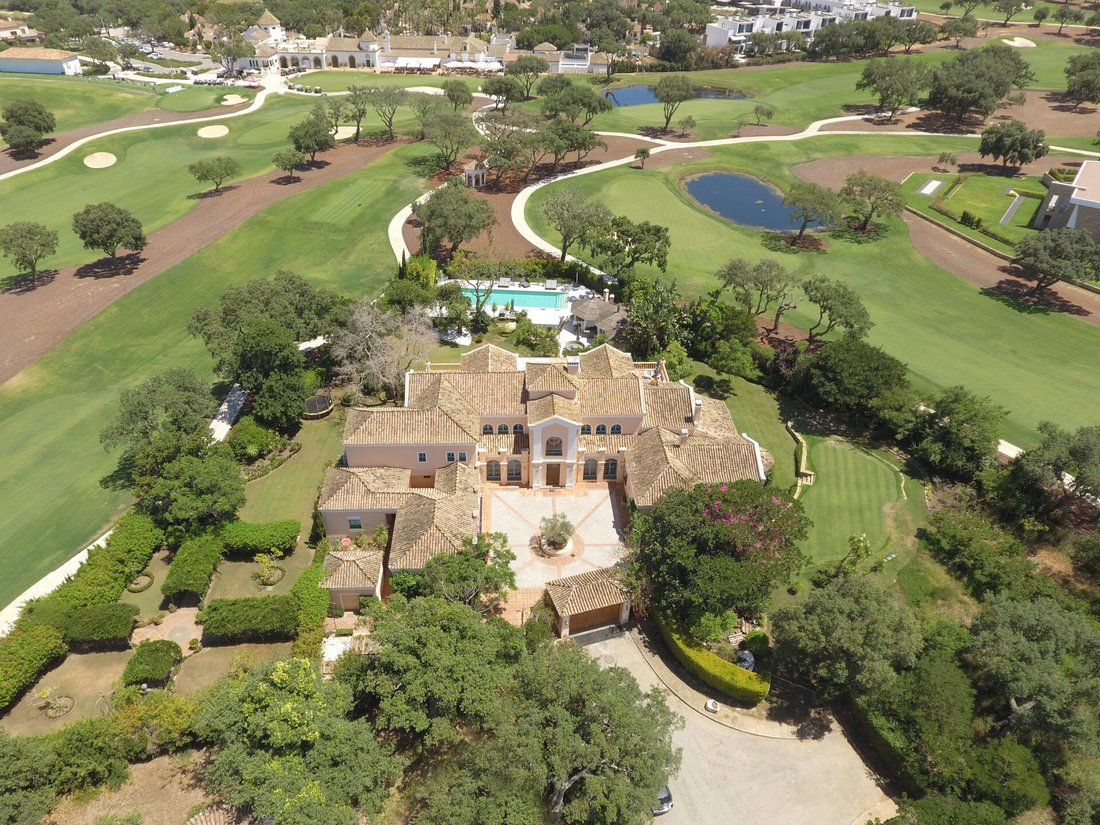 Villa in Sotogrande, San Roque, Andalusia 1 - 17594425