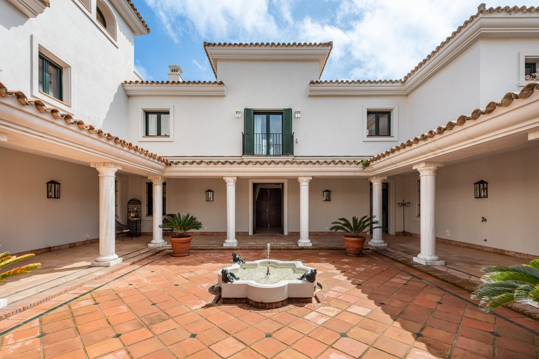 Villa in Sotogrande, San Roque, Andalusia 4 - 17594054