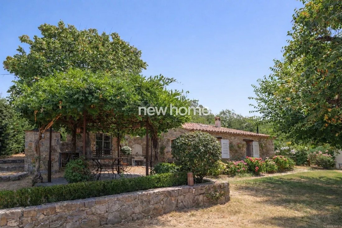 House in Fayence, Provence-Alpes-Côte d'Azur, France 1 - 17505218