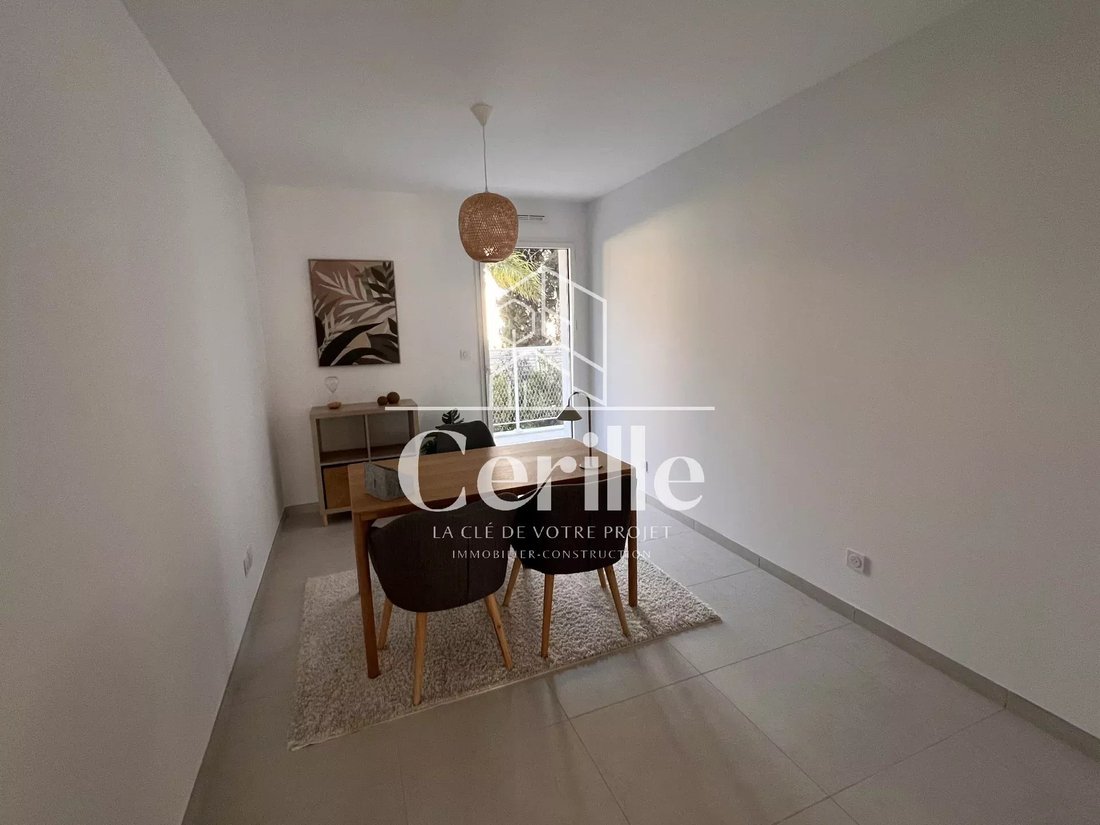 Apartment in Bonneveine, 8e Arrondissement, Marseille 5 - 12170461