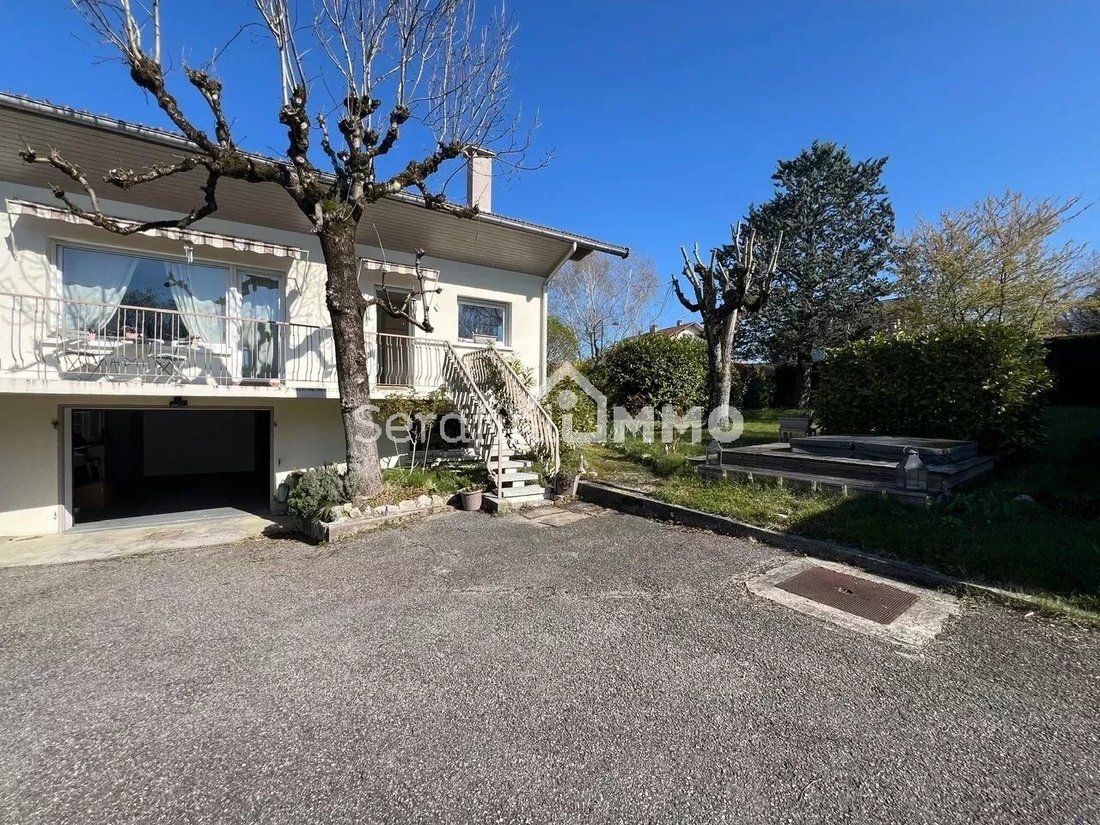 Casa a Annecy, Alvernia-Rodano-Alpi, Francia 2 - 17596599