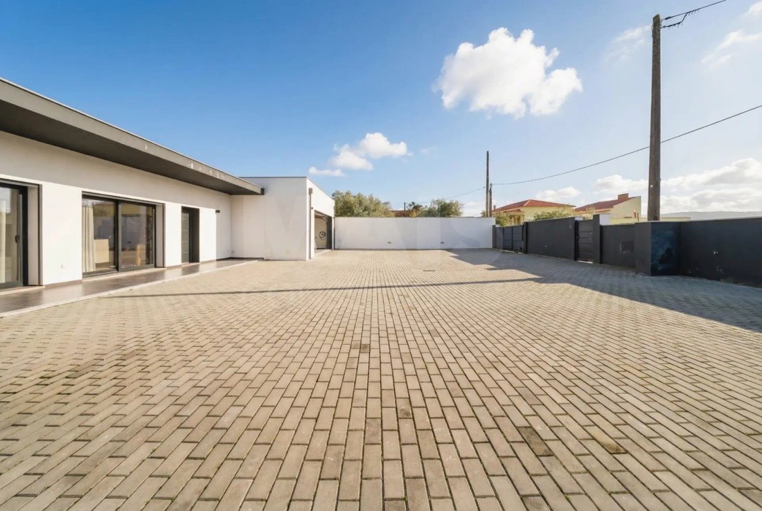 Villa in Evora de Alcobaca, Leiria District, Portugal 2 - 17260851